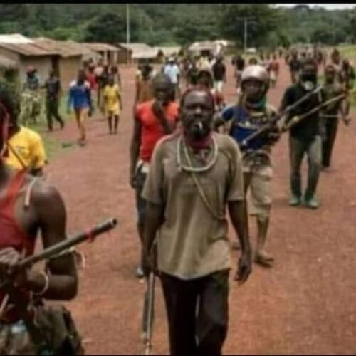 RDC (Ituri) : une nouvelle attaque de la CODECO fait une dizaine de civils tués à Irumu