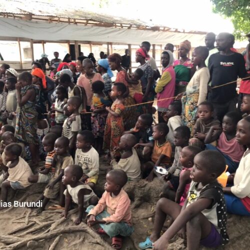 Photo de la semaine : les réfugiés burundais menacés de faim à Kavimvira