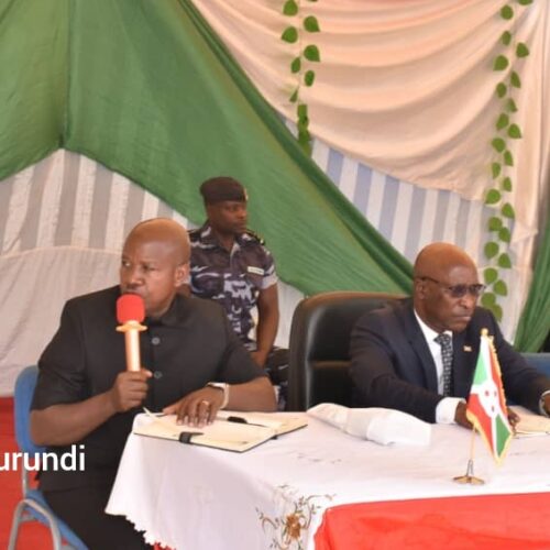 Mabayi : le premier ministre burundais menace de tuer tous les collaborateurs de rebelles rwandais basés dans la Kibira