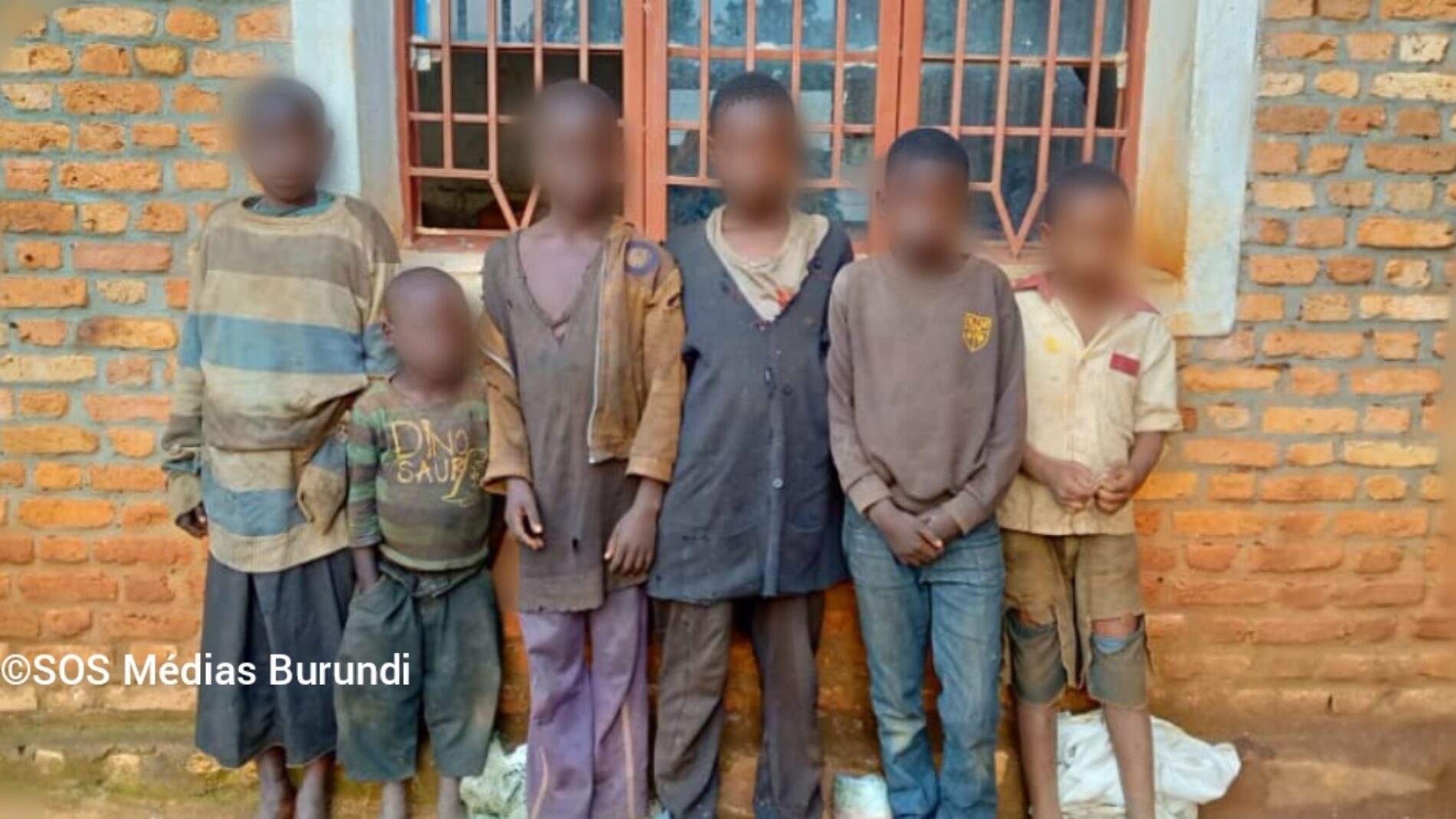 Kirundo : des enfants en situation de rue menacent des élèves