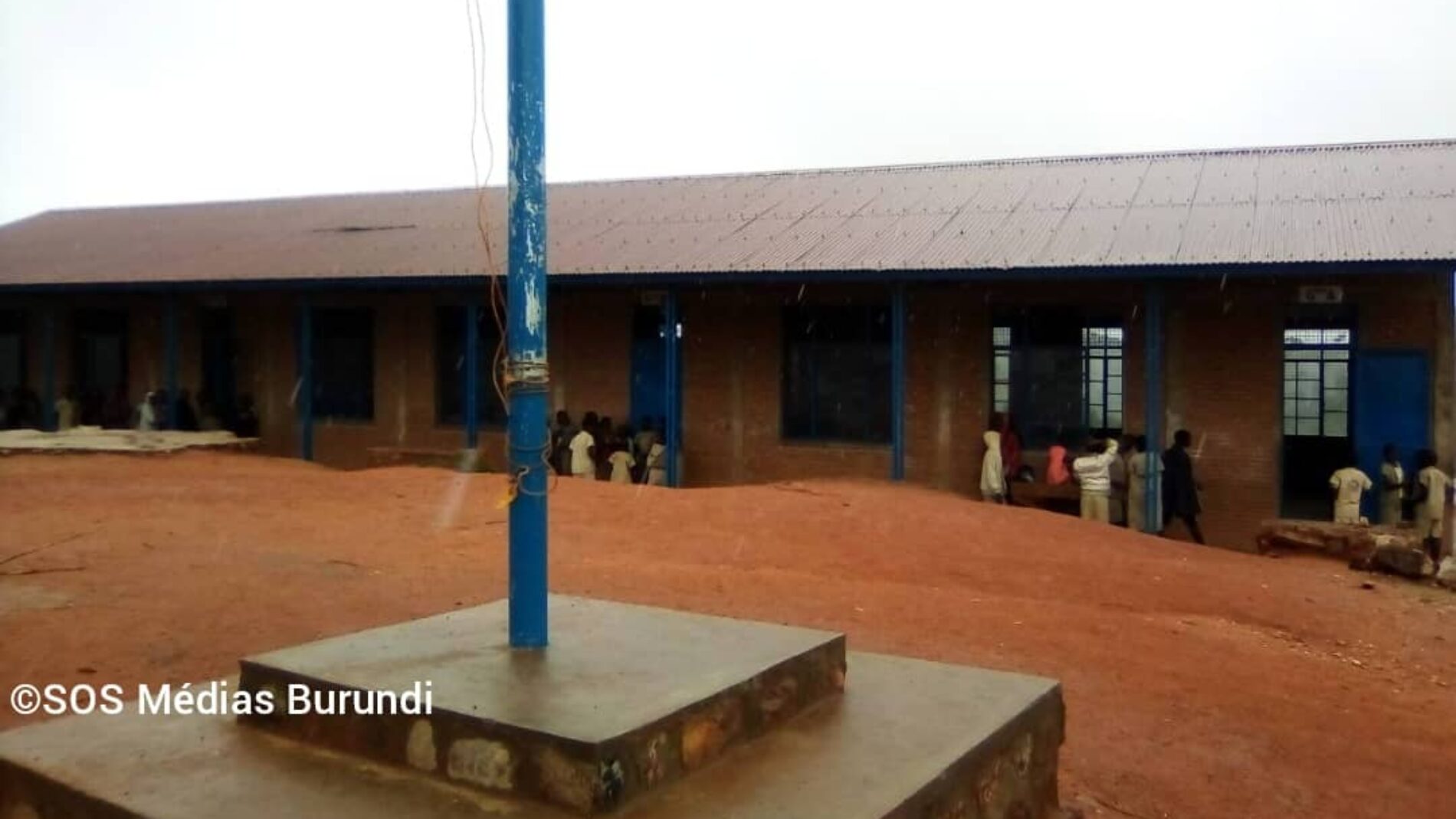 Cibitoke : pupils subjected to forced labor by a teacher