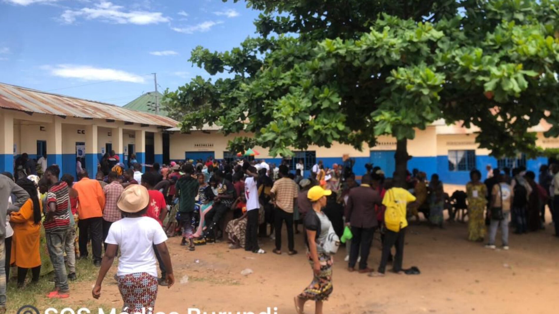 Uvira (RDC) : des milliers de Congolais venus voter en provenance du Burundi bloqués à la frontière
