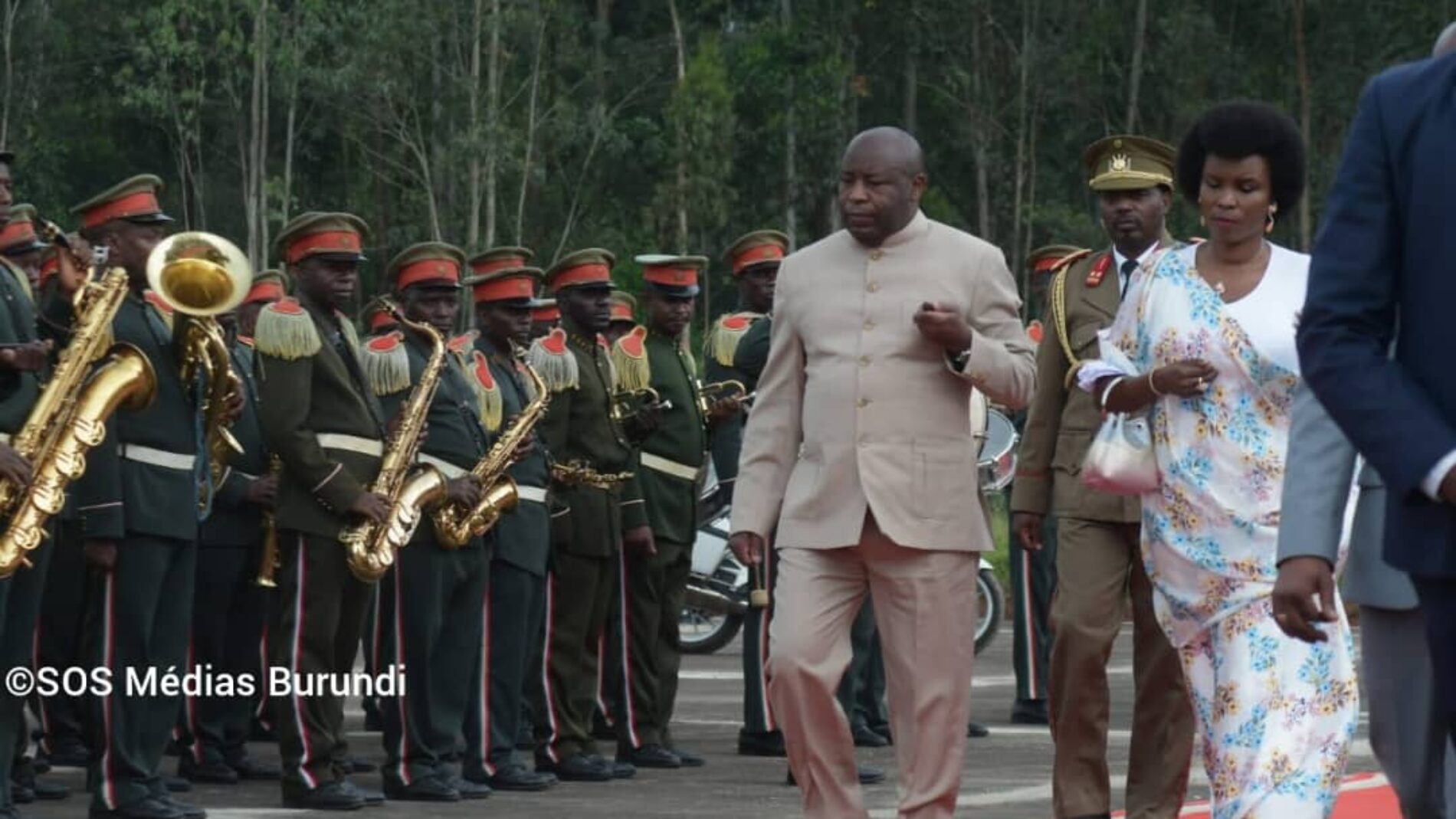 Gitega : le président Neva loue la bravoure des militaires burundais en mission de maintien de la paix sans évoquer les pertes en RDC