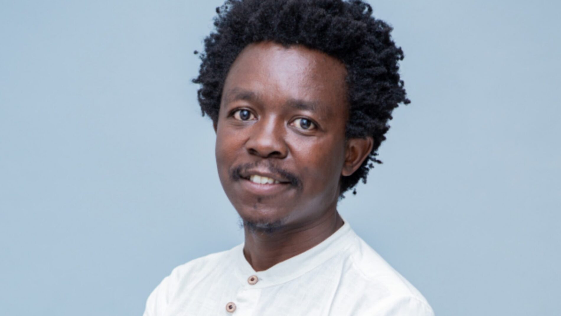Hommage à Jimmy Elvis Vyizigiro : « Au-delà de la tristesse, je choisis de célébrer ta vie, de perpétuer ton héritage… »