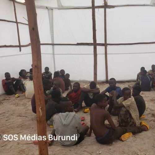 Photo de la semaine : les enfants en situation de rue désertent en masse le centre de rééducation de Buhumuza