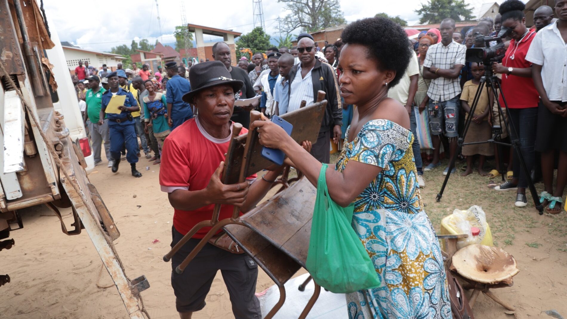 Bujumbura : floods separate families