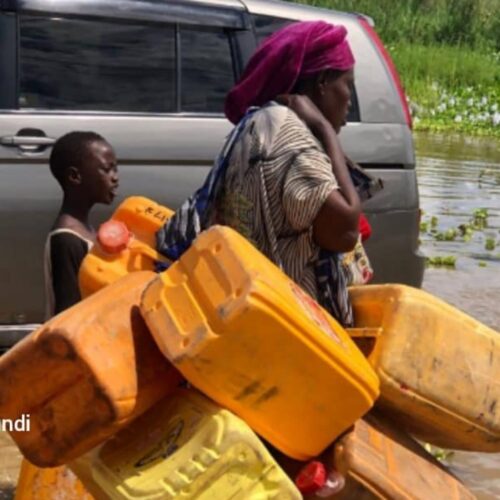 Uvira (DRC): Warundi waenda kuweka mafuta DRC, bei huko inarekebishwa kwenda juu.