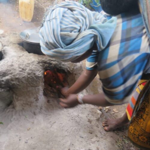 Tanzania : the UNHCR tries to reassure Burundian refugees