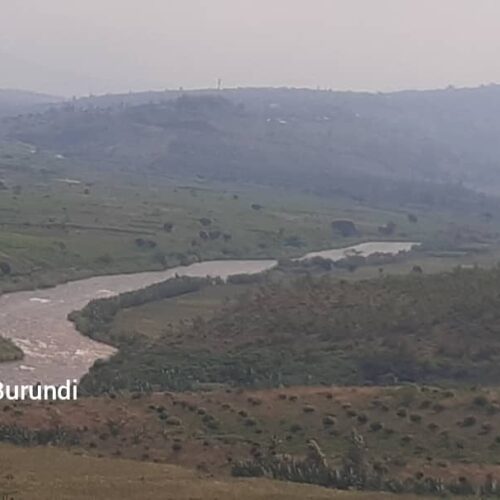 Cibitoke : fuel traffic from the DRC on RN5