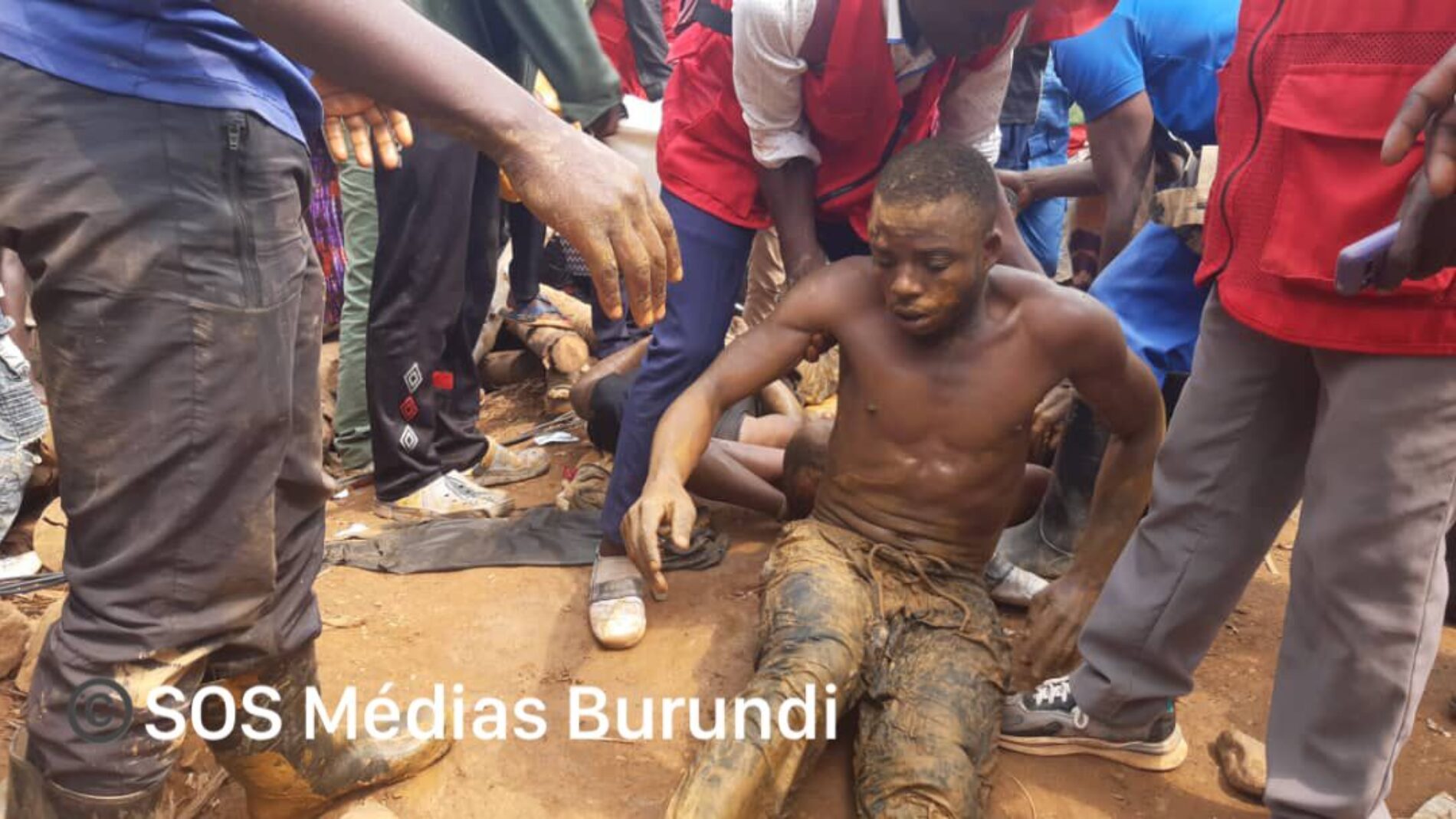 Mabayi: kukosa mchimbaji dhahabu na wengine 15 waliokolewa kutoka kwenye shimo kwenye eneo la uchimbaji