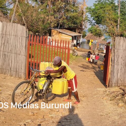 Rumonge : des habitants dépassés par une interminable pénurie d&rsquo;eau