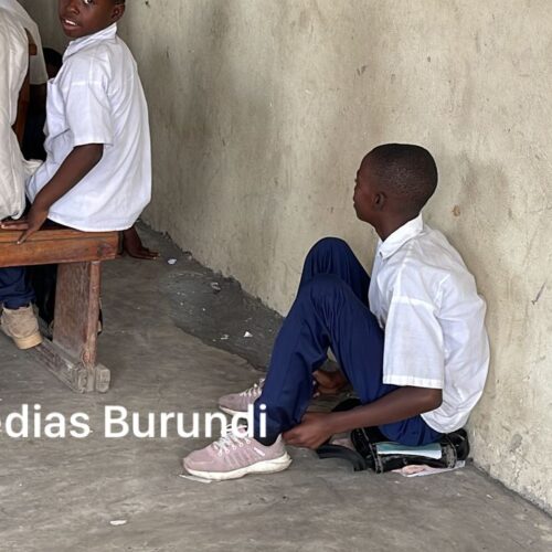 DRC: Back to school, an ordeal for displaced teachers and students