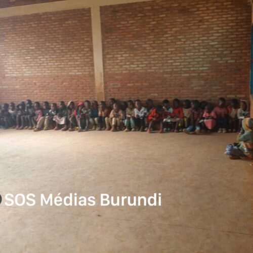 Burundi : conditions scolaires alarmantes des réfugiés au Camp de Kavumu