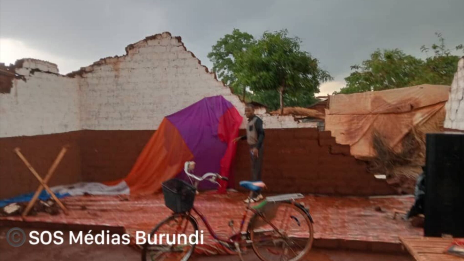 Nduta (Tanzania) : about forty houses washed away by torrential rains