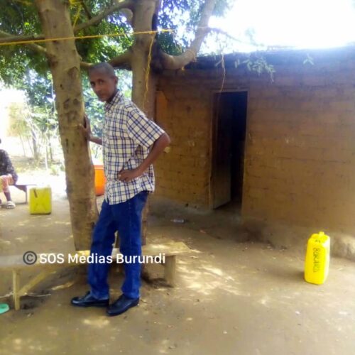 Nakivale (Uganda) : a Burundian refugee detained for human trafficking