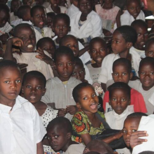 Mulongwe : la surpopulation dans les écoles accueillant les enfants des réfugiés burundais du camp de Mulongwe