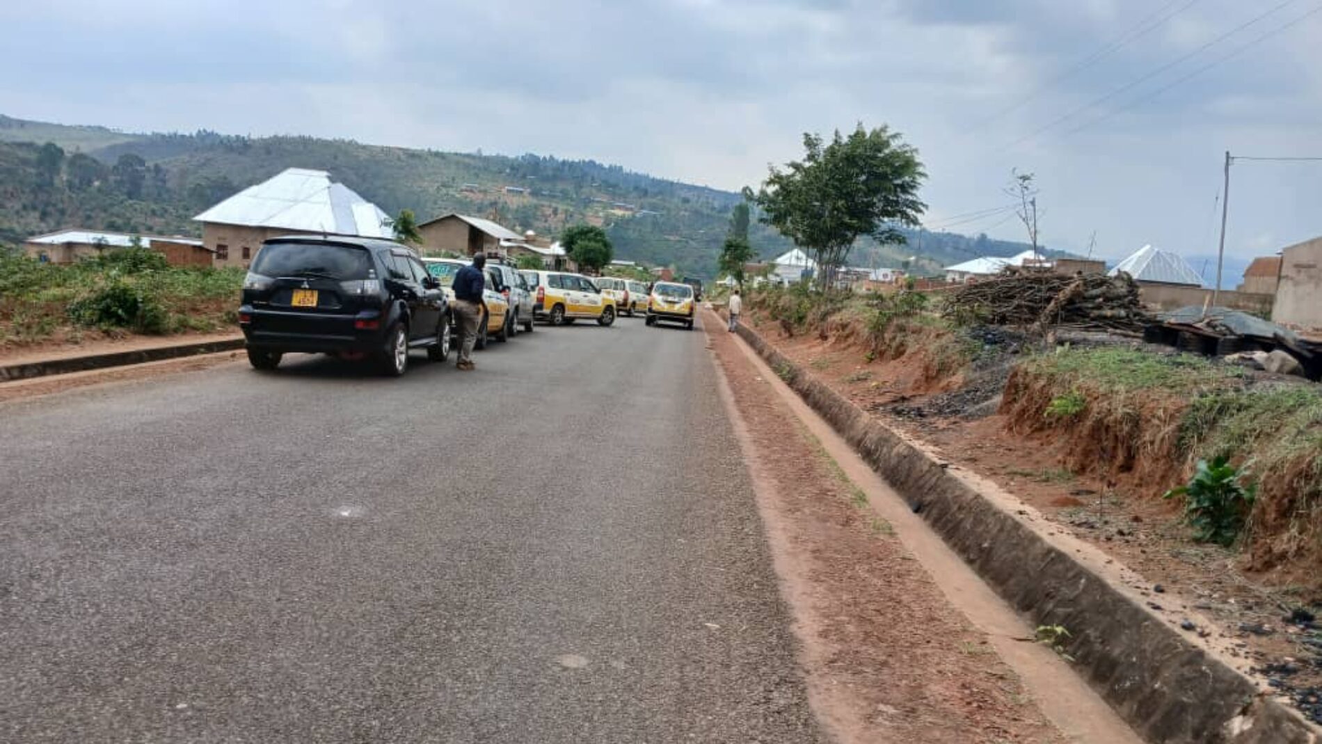 Nyanza-Lac : une dizaine de trafiquants de carburant interpellés par la police