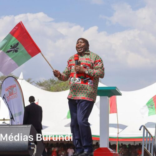 Kirundo : nous n&rsquo;allons pas accepter de mourir comme les Congolais qui sont tués comme des chèvres, j&rsquo;ai déjà averti le Rwanda (Évariste Ndayishimiye)