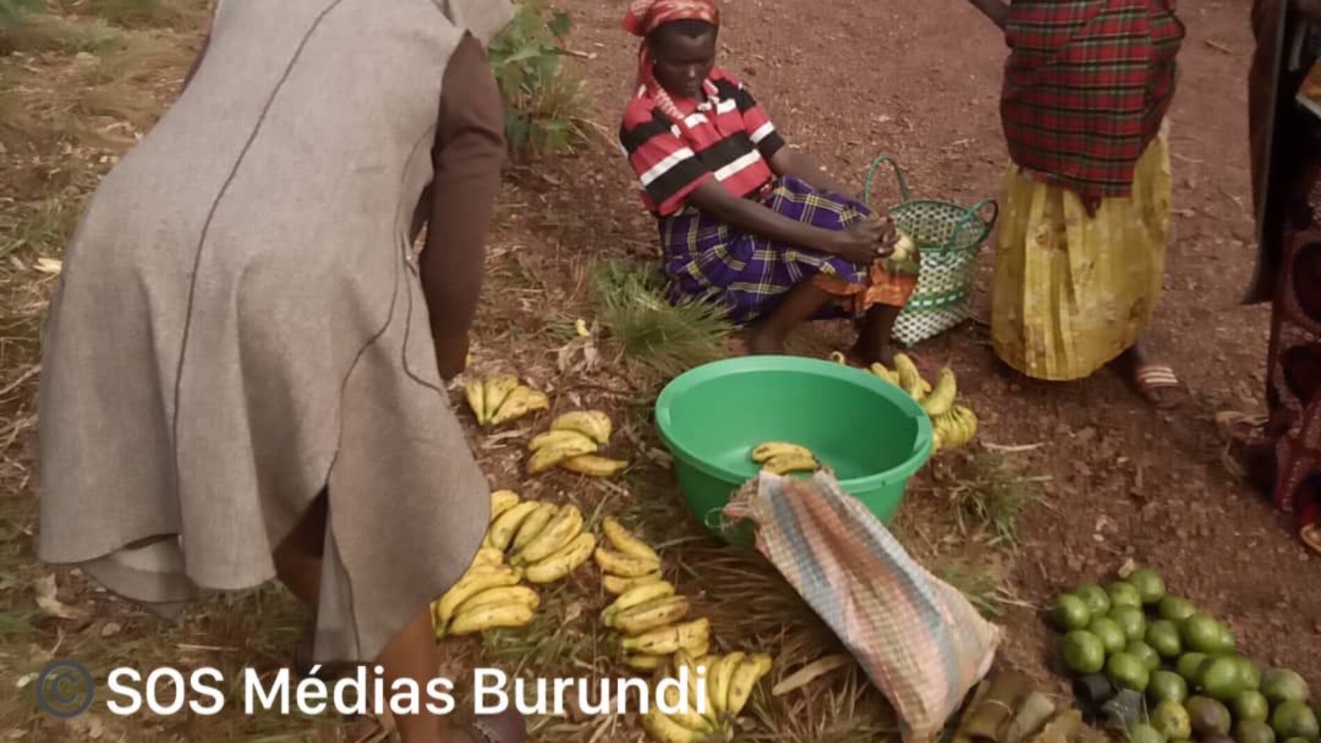 Kinama : Burundian women share their solidarity with refugees
