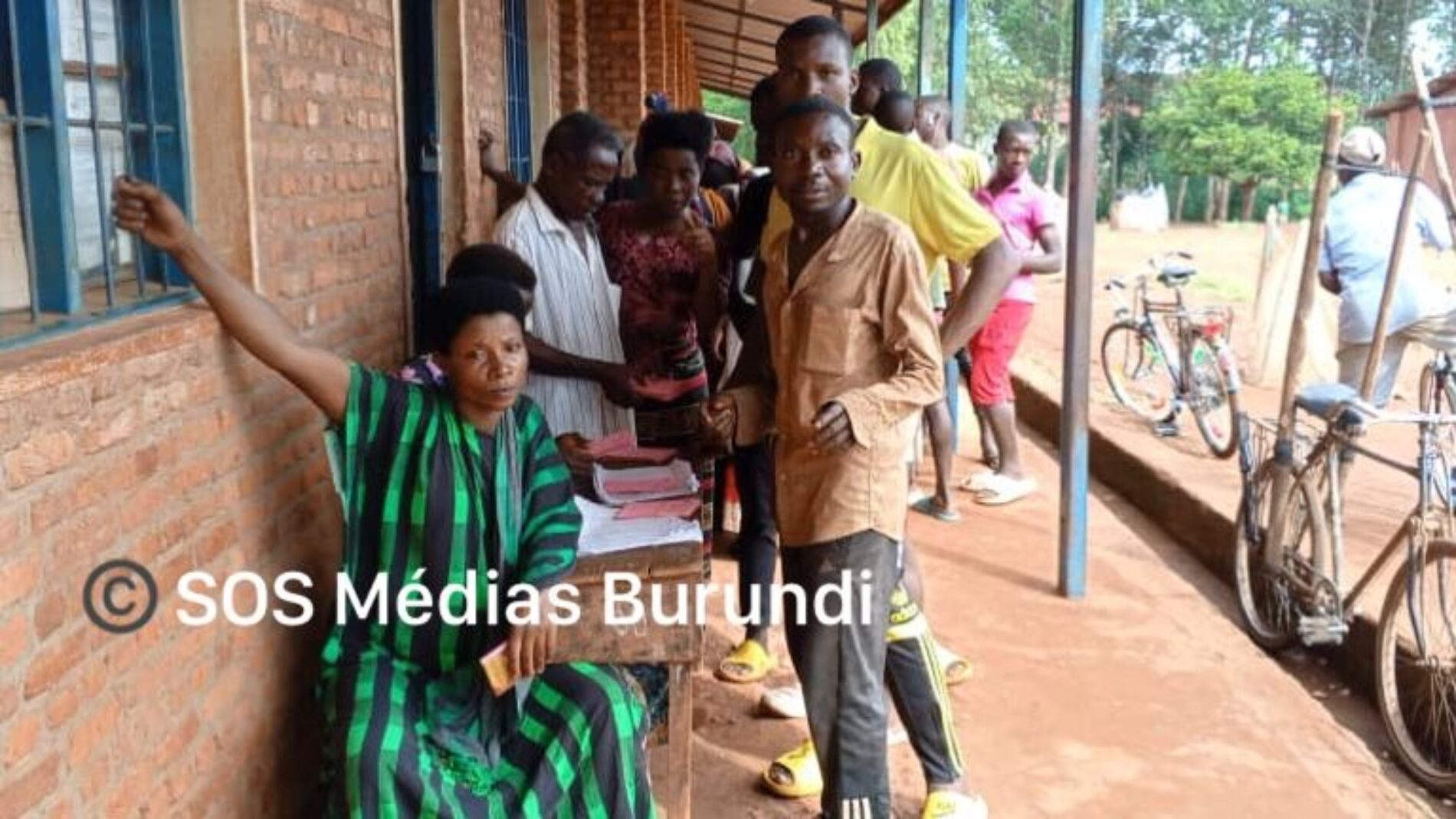 Tense elections in Cibitoke : opposition activists deprived of voter cards
