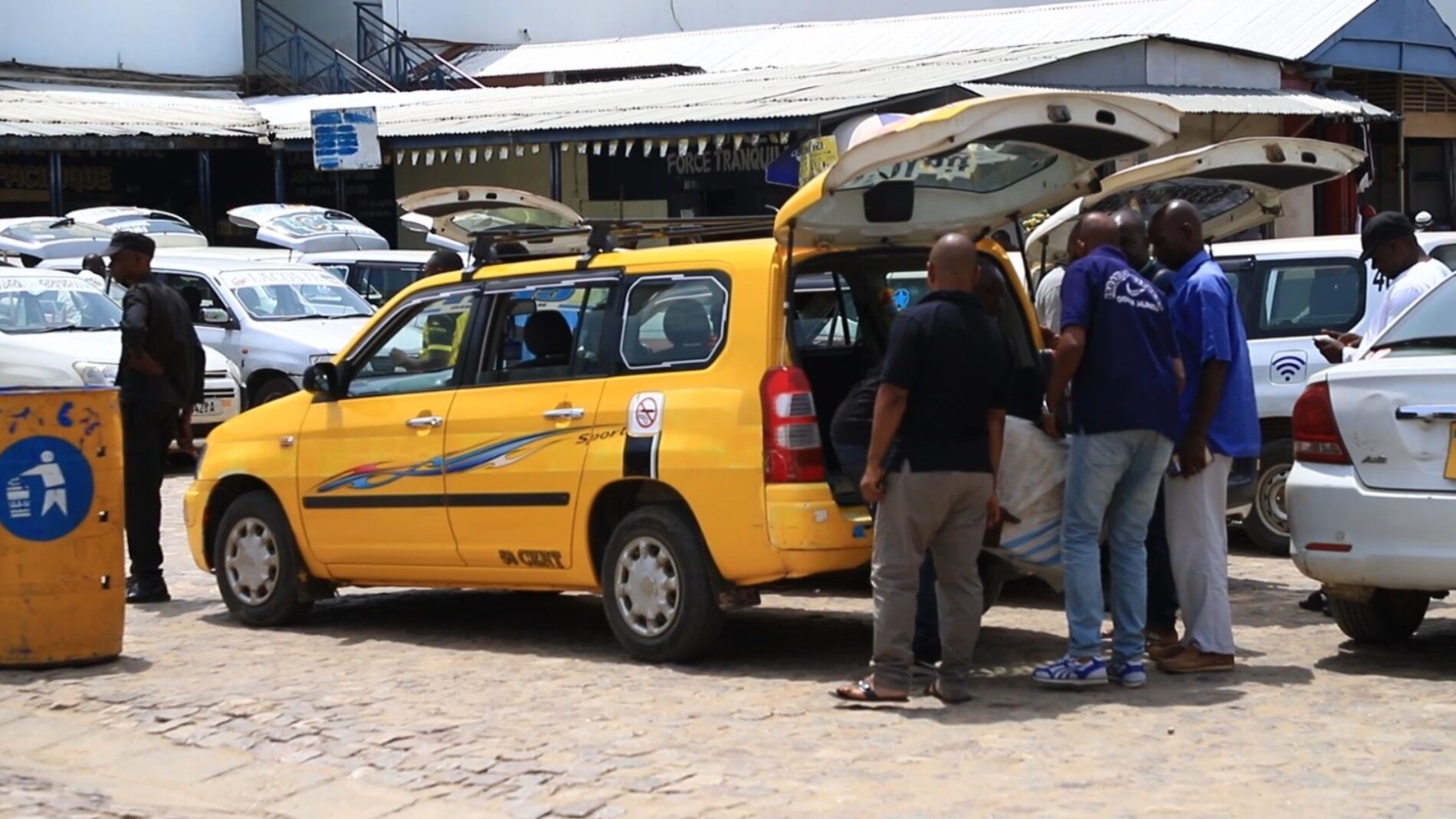 Kutoka Burundi hadi Rwanda: safari ya kutisha ambayo inaweka maisha hatarini