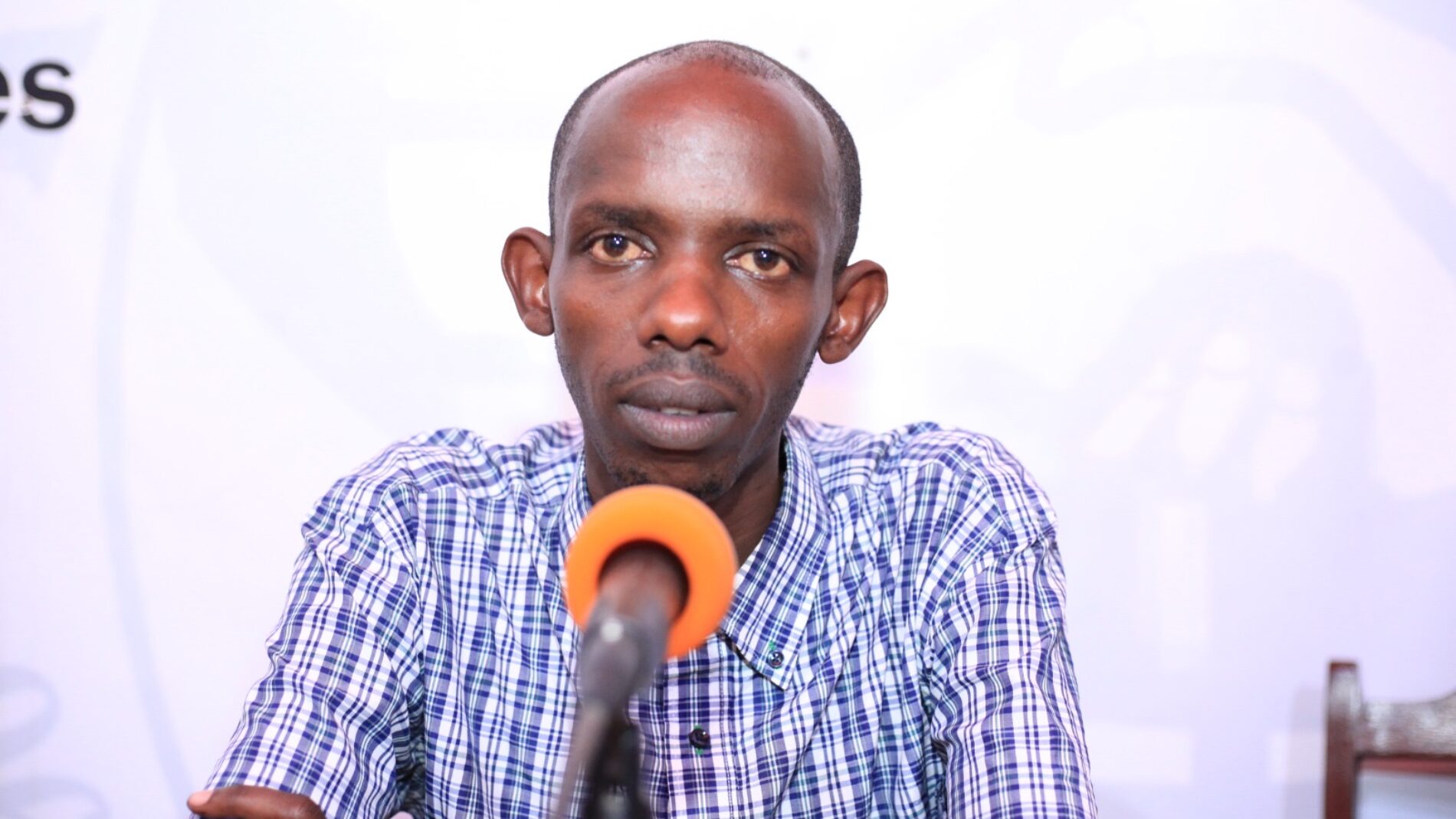 Bujumbura: Mwanahabari Willy Kwizera afikishwa mbele ya ofisi ya mwendesha mashtaka, waliompiga wakiwa bado kuitika