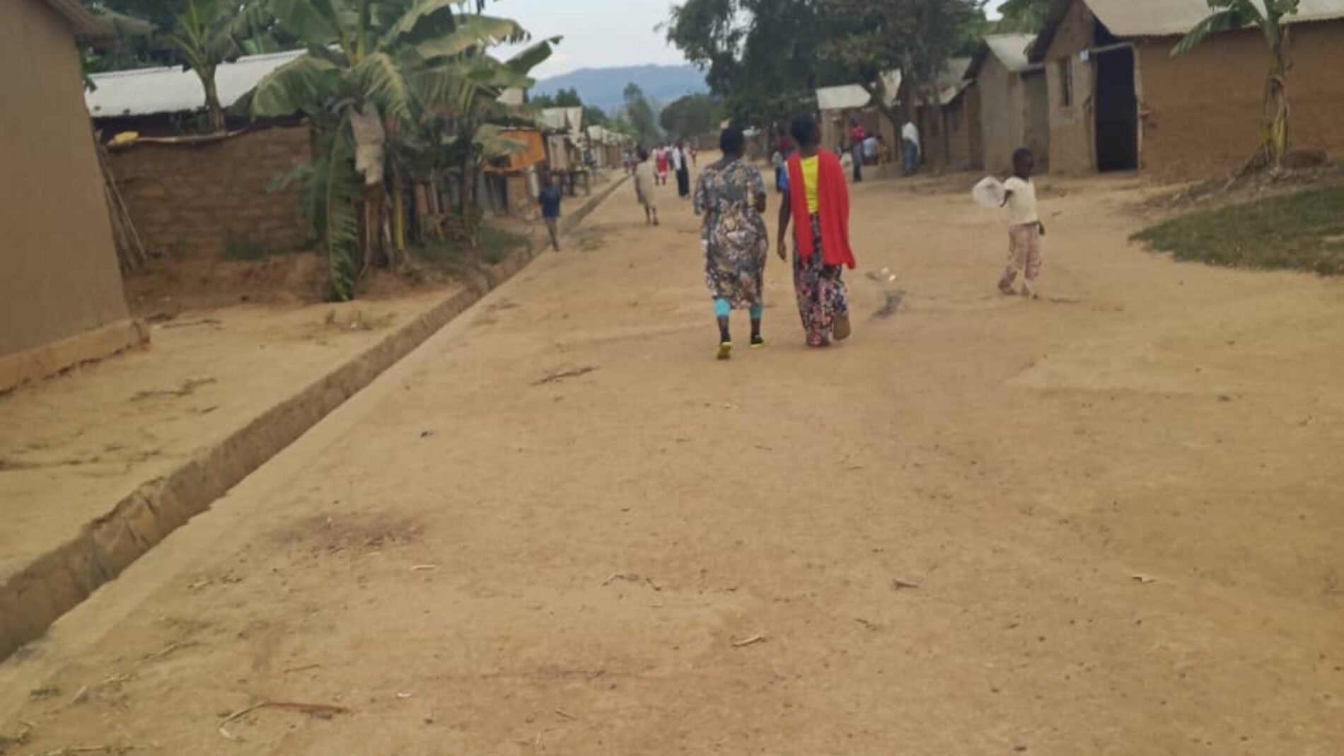 Burundi – territorial reform : Congolese refugees in Ruyigi soon to be free to travel without an exit ticket