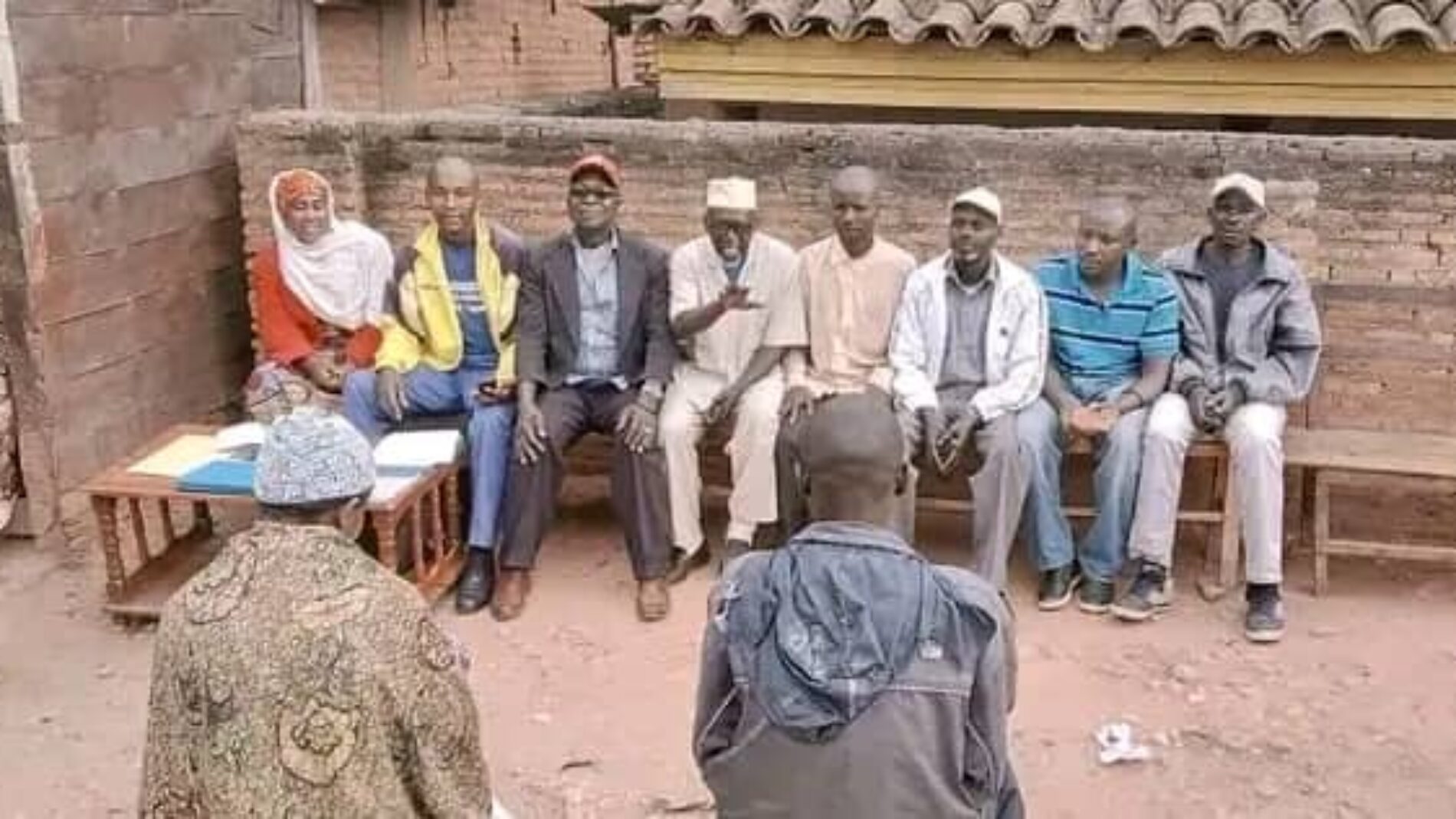 Giharo : controversy surrounding decisions of hillside notables amidst political interference and violations of moral norms