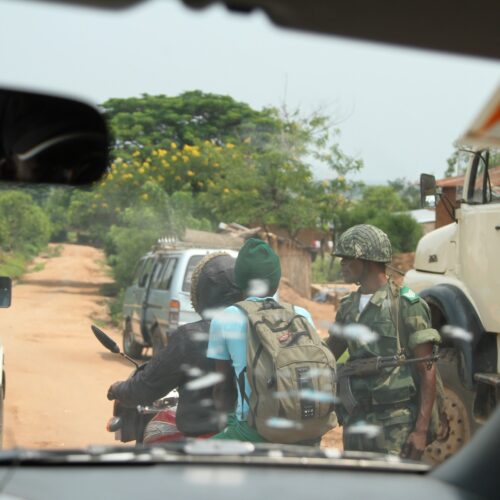 South Kivu : a humanitarian convoy rekindles tensions between authorities and Wazalendo militias