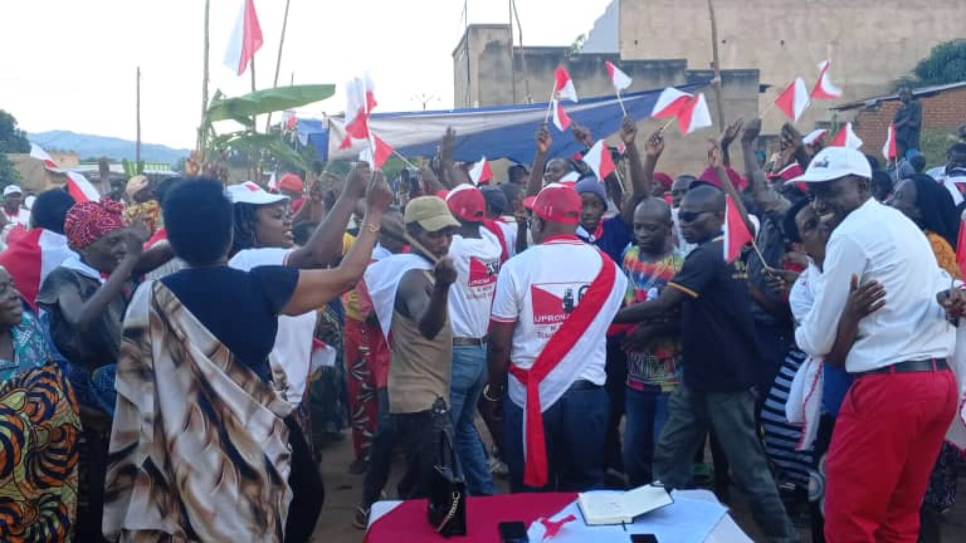 Musongati – Des symboles du parti Uprona vandalisés à Giharo : les militants dénoncent des actes ciblés