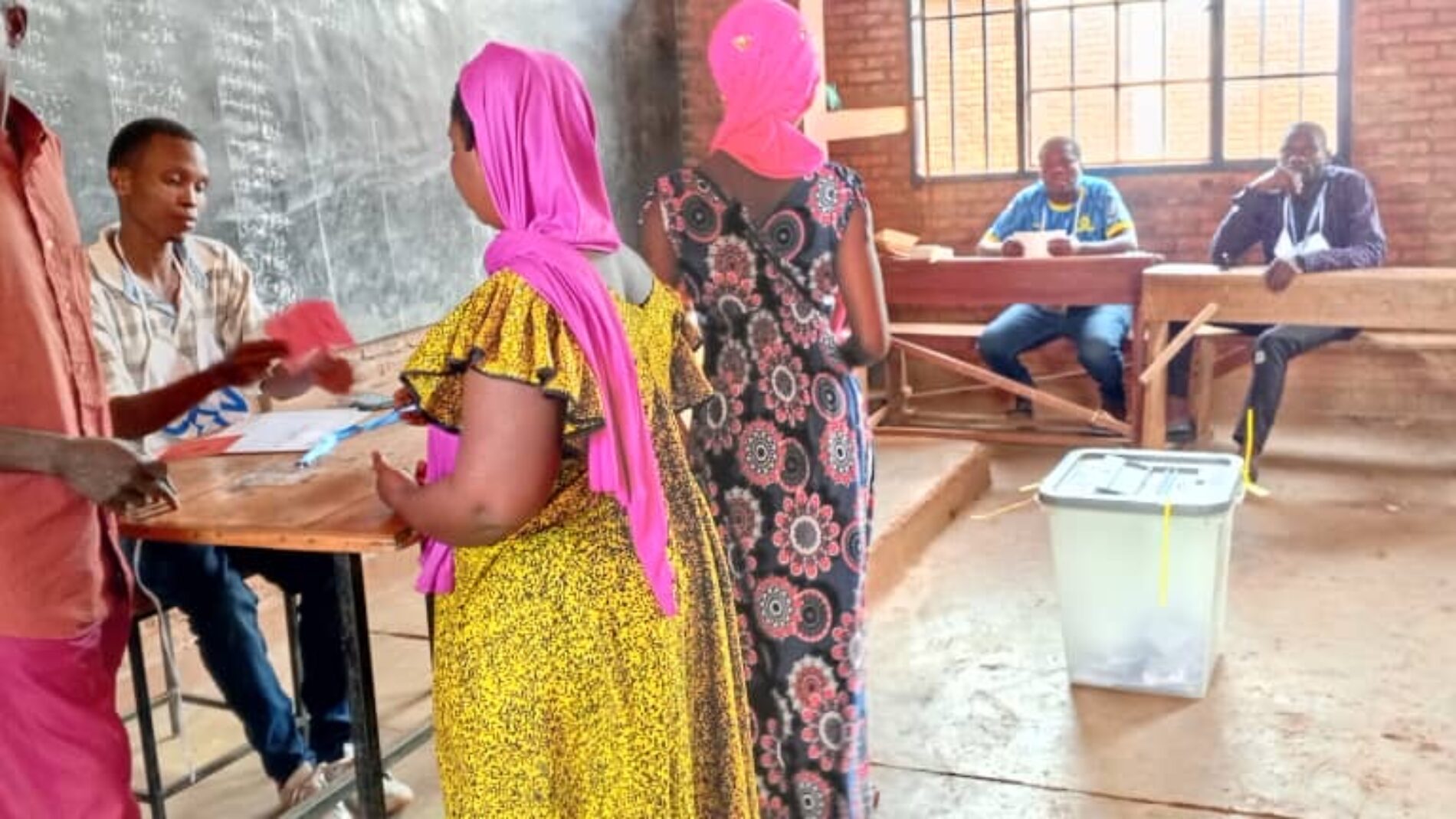 Bujumbura : low turnout and irregularities during village elections