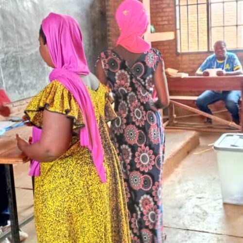Bujumbura : low turnout and irregularities during village elections
