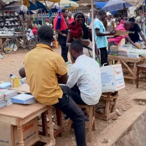 Kurudi shuleni: Wazazi Bubanza na Cibitoke wafadhaika kwa kupanda kwa bei za ugavi wa shule