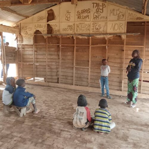 Refugee camps : when school becomes a daily challenge