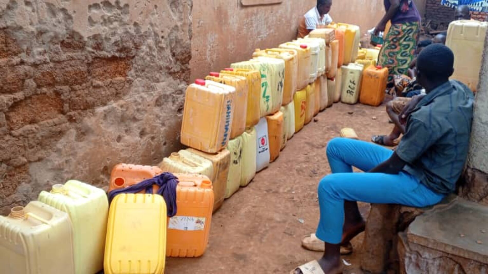 Ngozi frappée par une grave pénurie d’eau malgré la construction de réservoirs coûteux