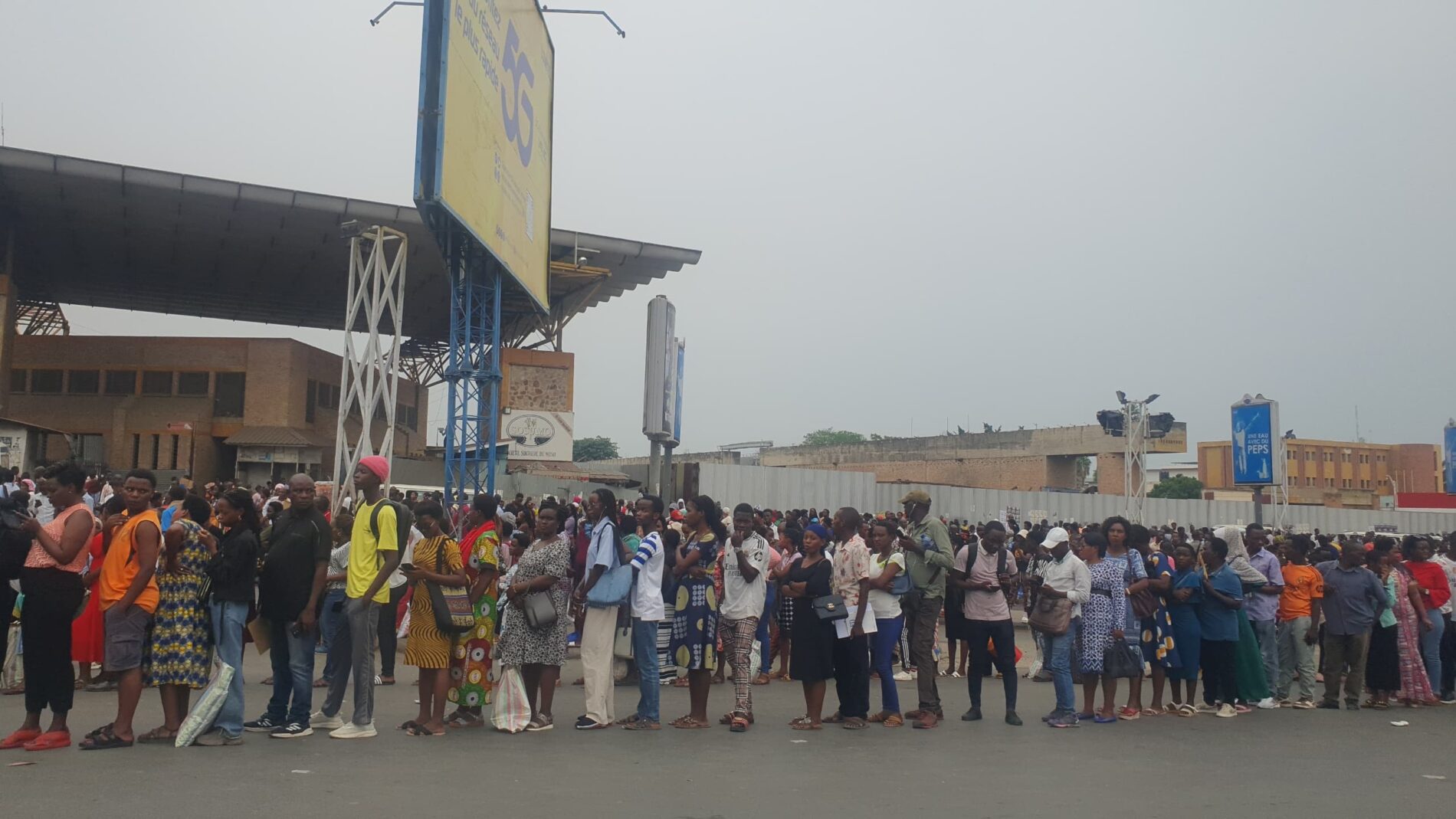 Bujumbura : breastfeeding mothers face transportation obstacles