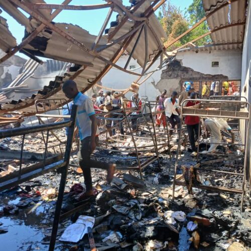 Incendie au lycée technique de Nyabigina : un dortoir réduit en cendres, des élèves désemparés