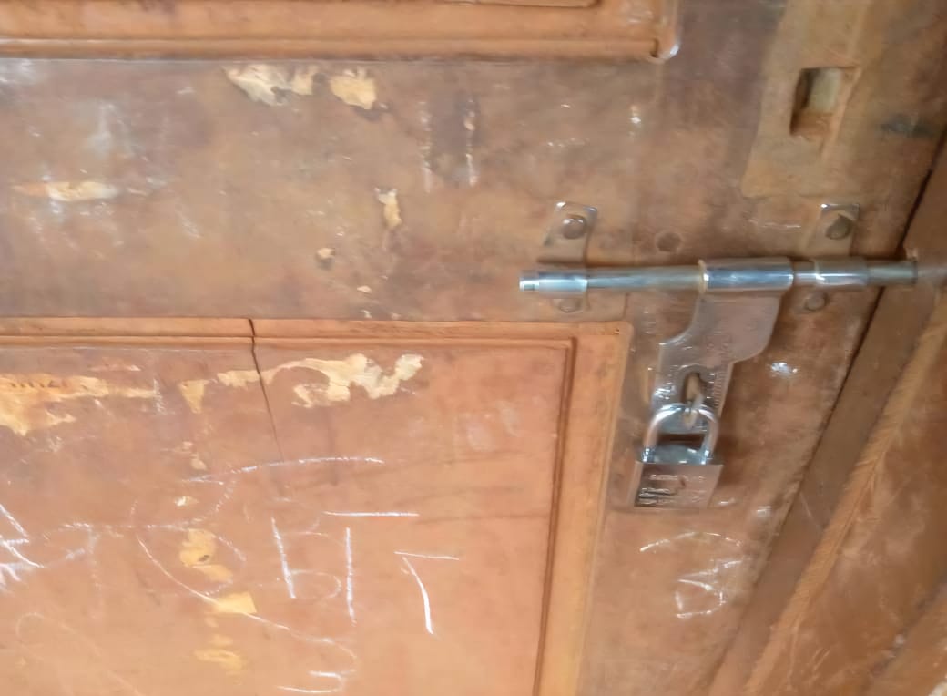 Septembre 2025  Une salle de classe reste fermée à clé par les autorités tanzaniennes dans un camp de réfugiés burundais, privant des enfants de leur droit à l’éducation ©SOS Médias Burundi