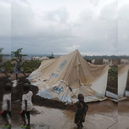 Burundi : Noël sous la tempête, des réfugiés congolais frappés par de violentes pluies à Musenyi