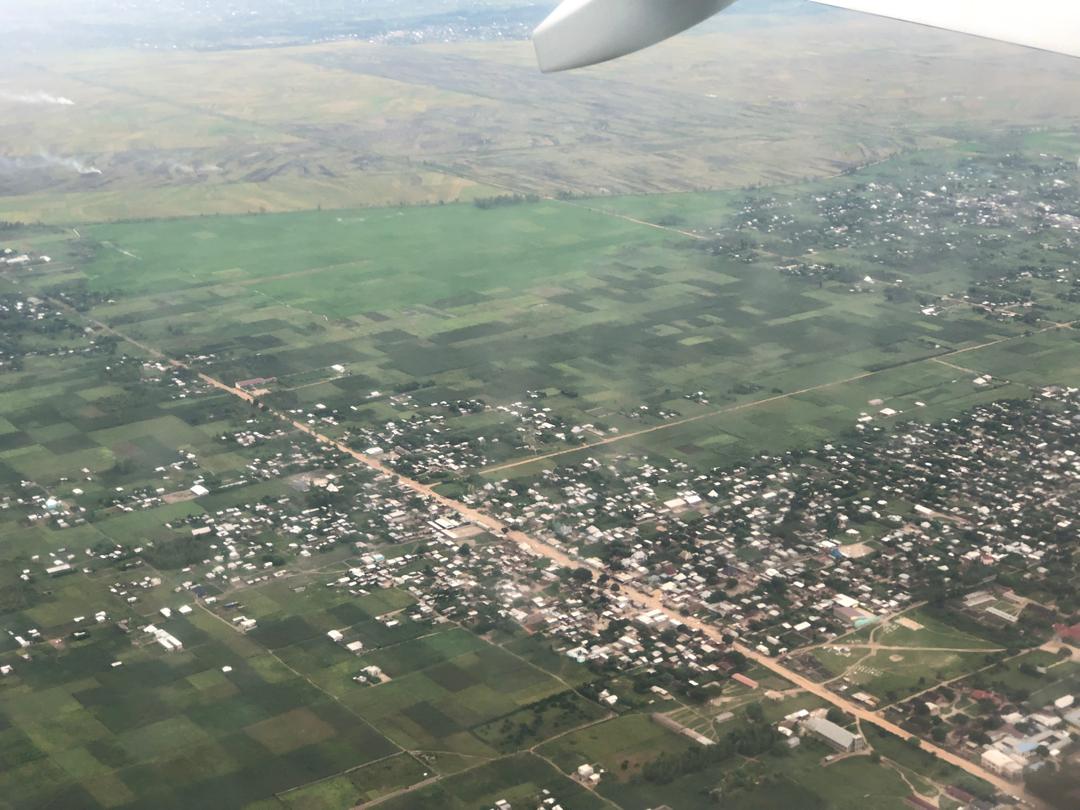 Vue aérienne d’une portion de la plaine de la Rusizi où les militaires burundais se sont repliés avant de retourner au front sur le territoire congolais. © SOS Médias Burundi