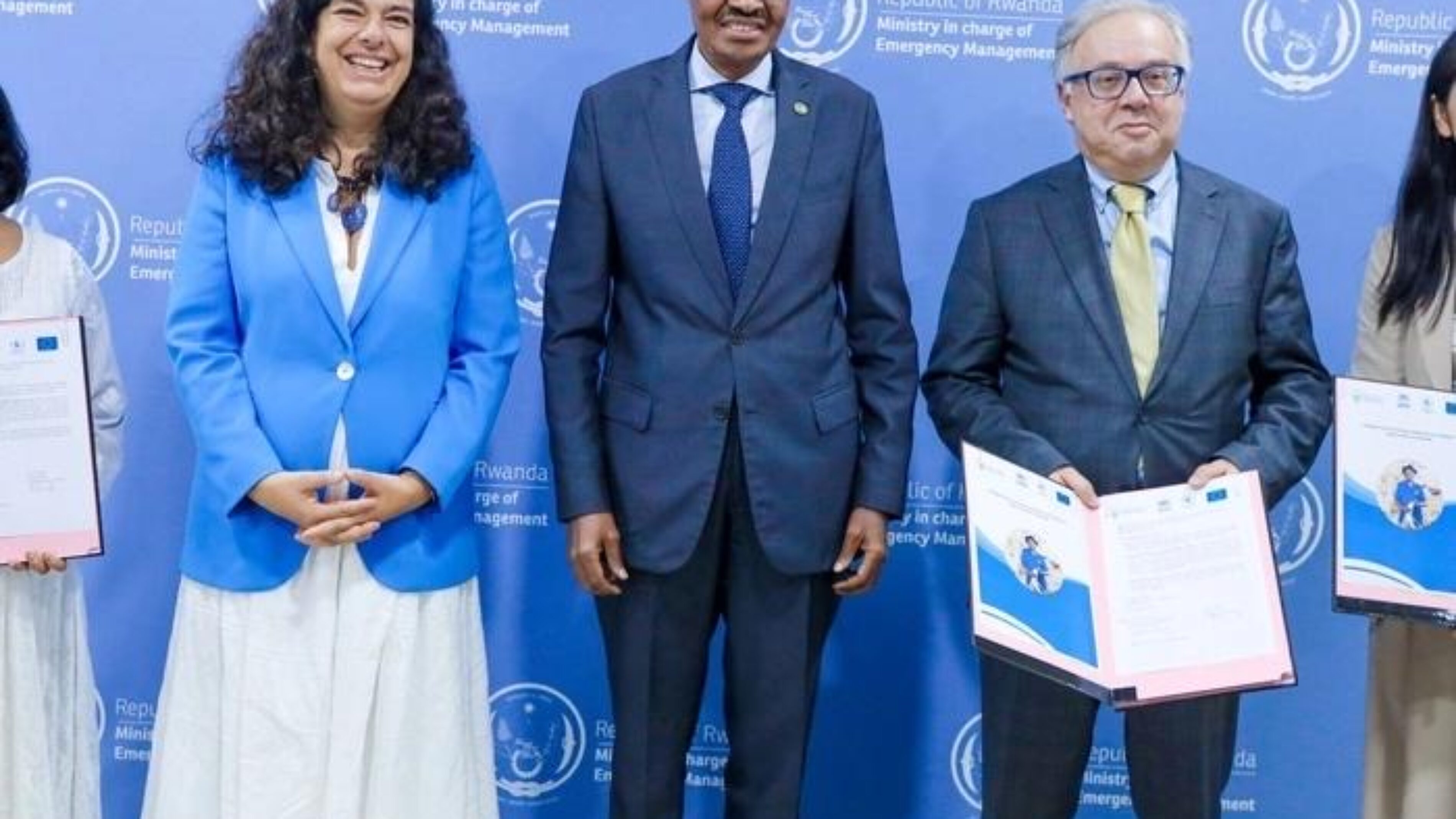 Rwanda : the EU, the WFP, and the UNHCR launch a joint project to ...