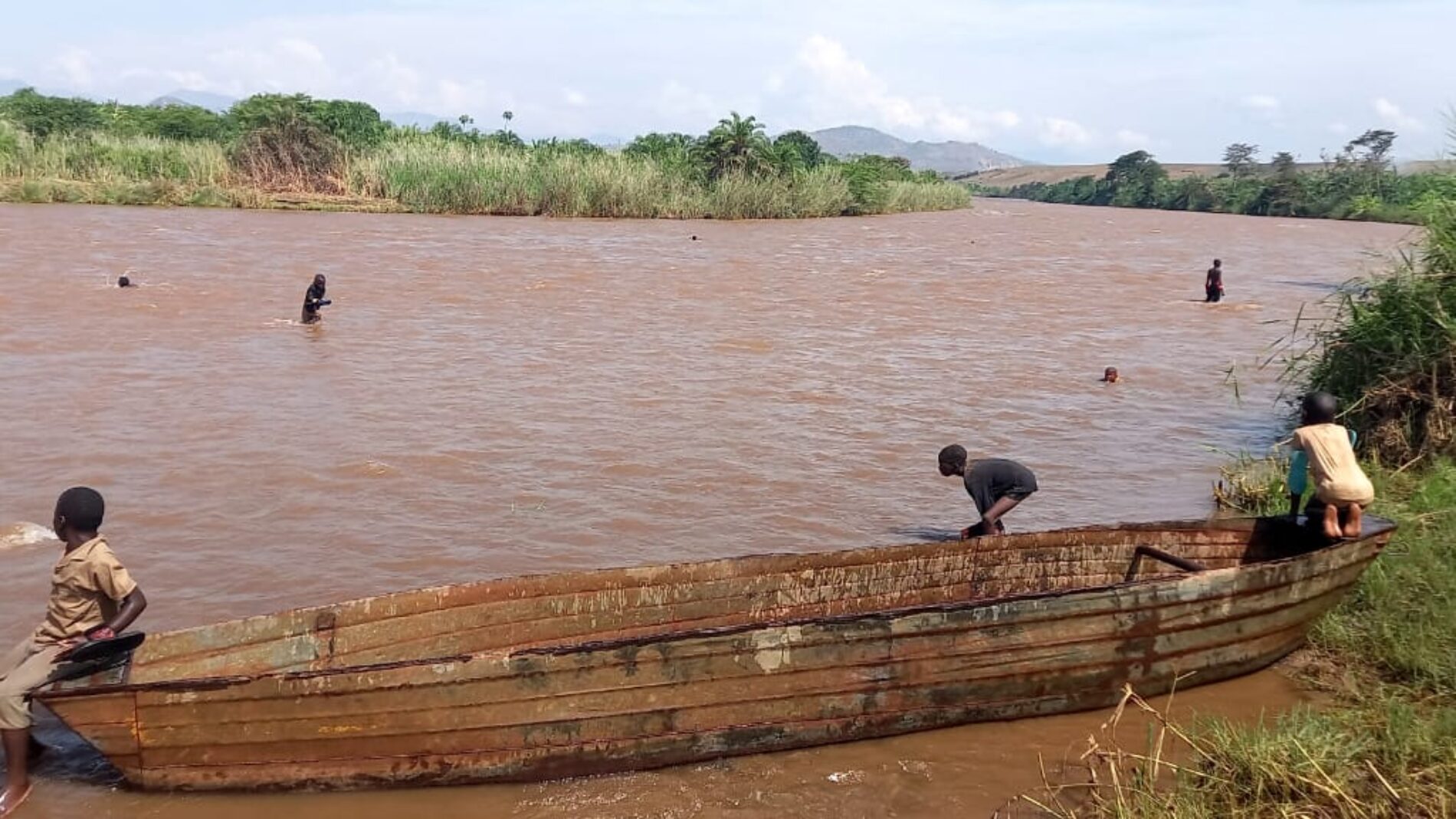 Bukinanyana : le corps d’un responsable local du CNDD-FDD retrouvé dans la rivière Kaburantwa