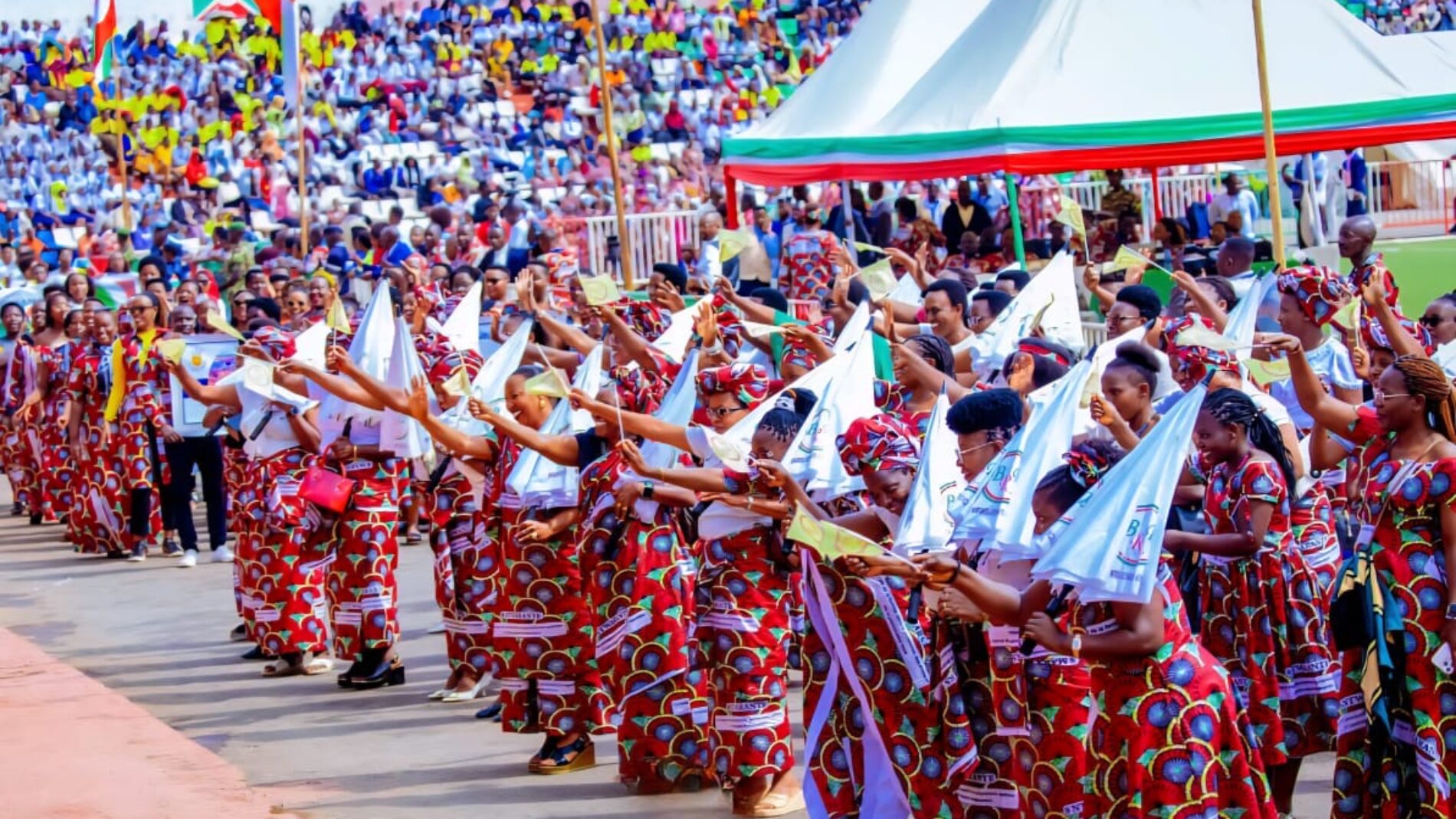 Nyuma ya Waandishi, Ukweli: Machi 8 nchini Burundi: kati ya sherehe na uhai wa wanawake.