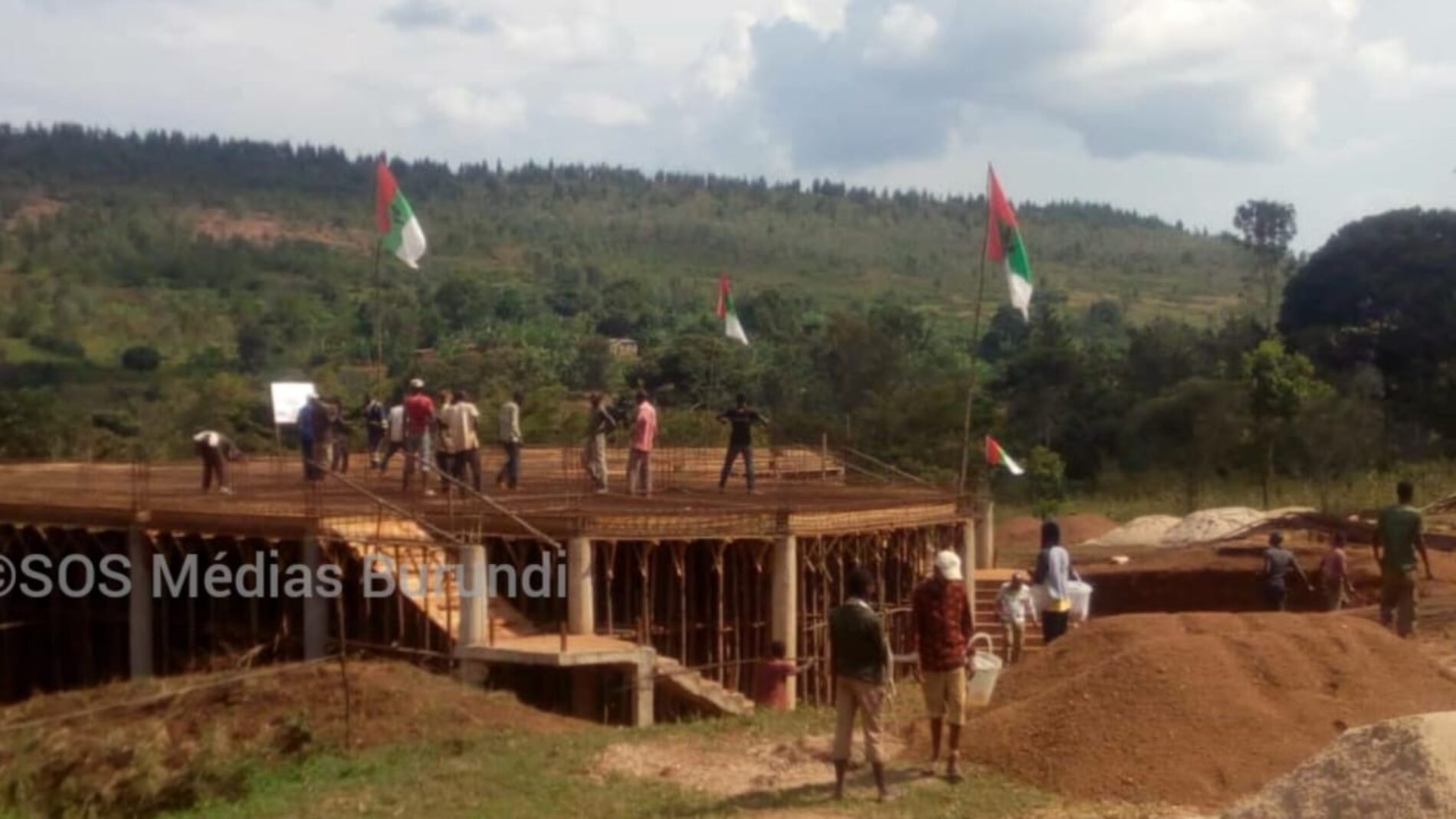 Non-compliant metal construction materials worry regulators