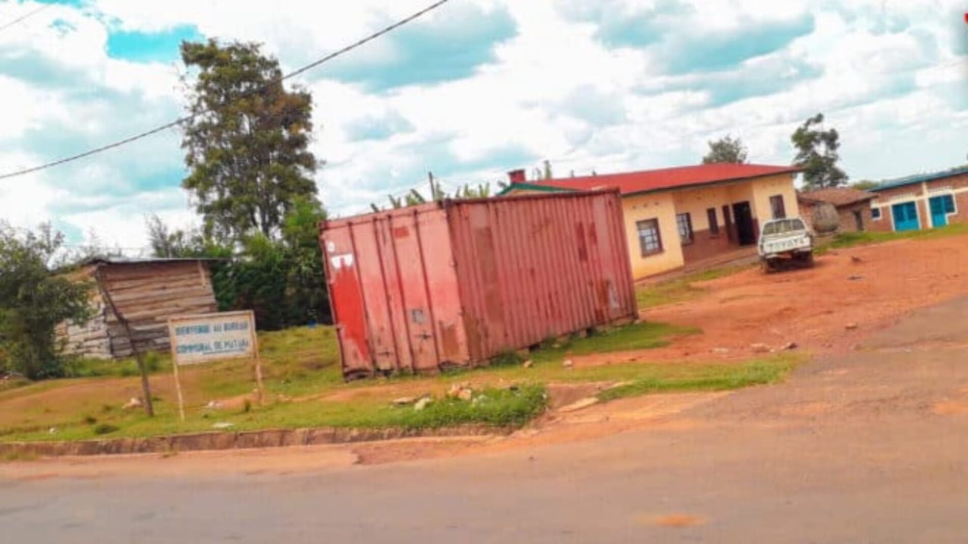 Matana : millions squandered, ghost offices — the scandal of abandoned construction sites