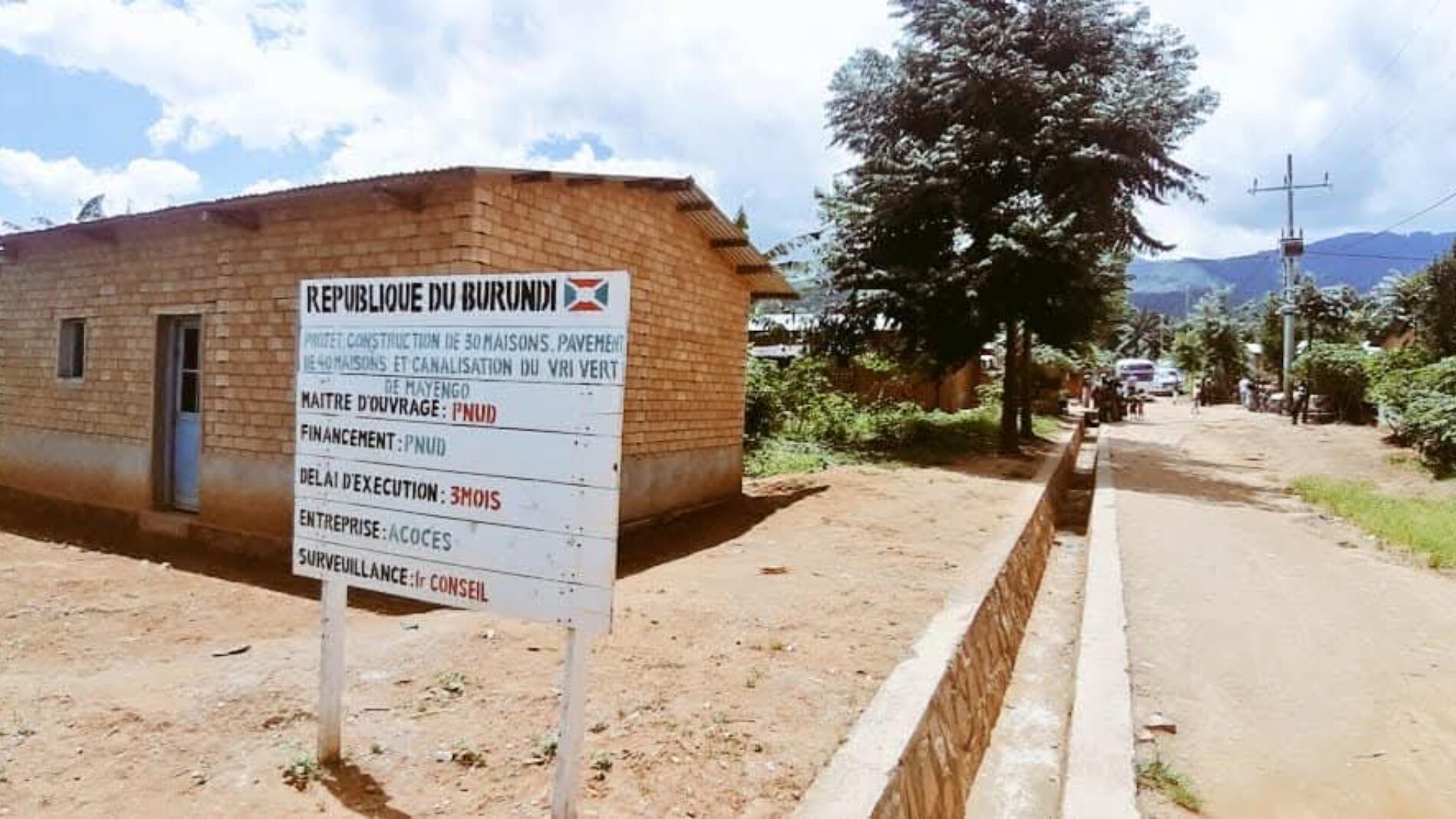 Rapatriés mais menacés : des réfugiés accusent des réseaux politico-sécuritaires de bloquer la restitution de leurs terres
