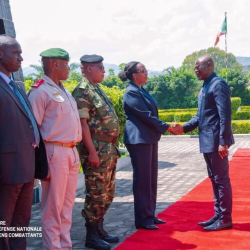 Vita Mashariki mwa DRC: Kinshasa na Gitega zinaonyesha umoja wa kijeshi dhidi ya M23