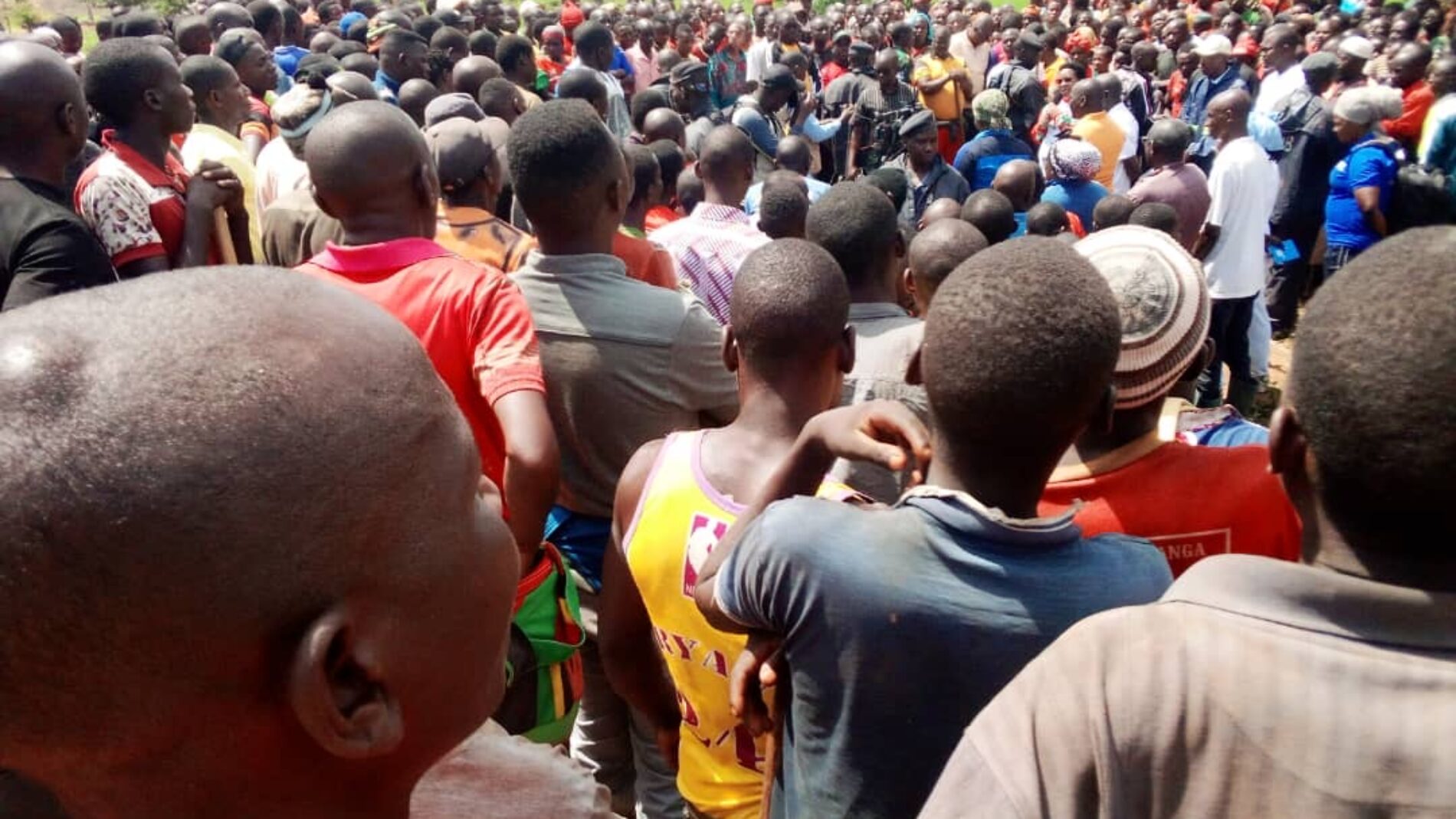 Buhumuza: Ahadi za ajira zinazokabili hali halisi ya umaskini na kutengwa kwa Jamii