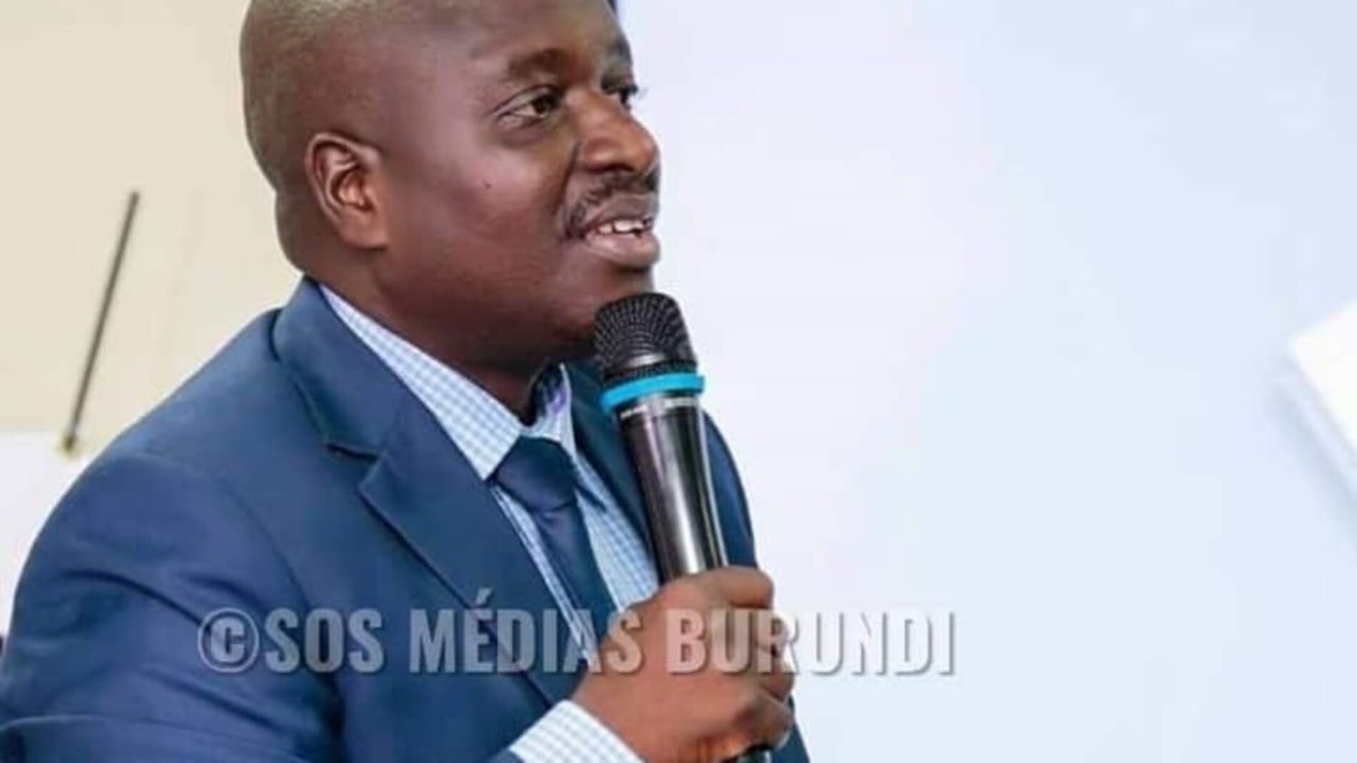 Burundi : Faustin Ndikumana crie au complot après la découverte d’armes dans son établissement