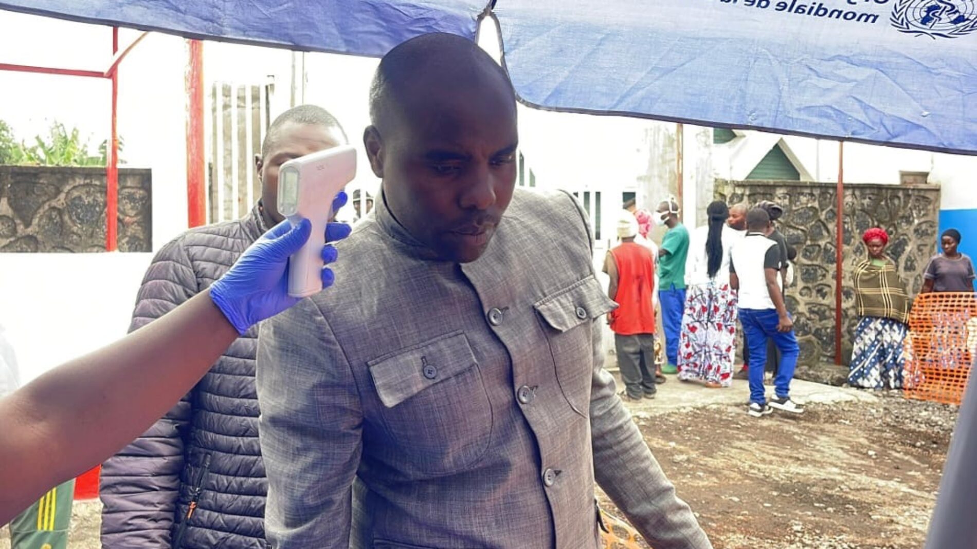 Nakivale (Uganda) : 13 suspected Ebola cases isolated in a tense camp